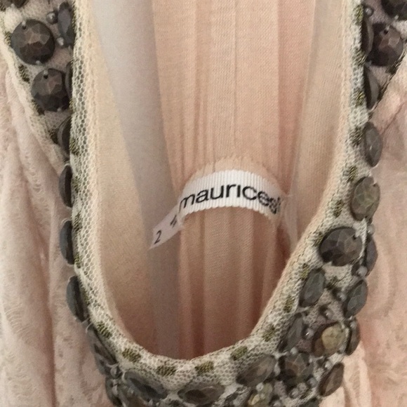 Lace Beaded T Back Top - Picture 4 of 4